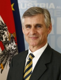 Michael Linhart Michael Linhart